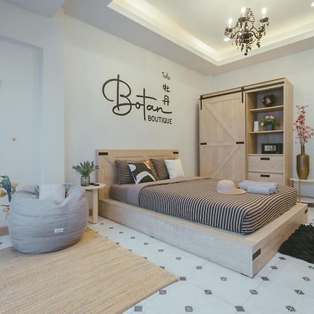 Botan Boutique Hotel Patong Exterior photo