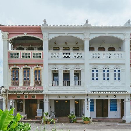 Botan Boutique Hotel Patong Exterior photo