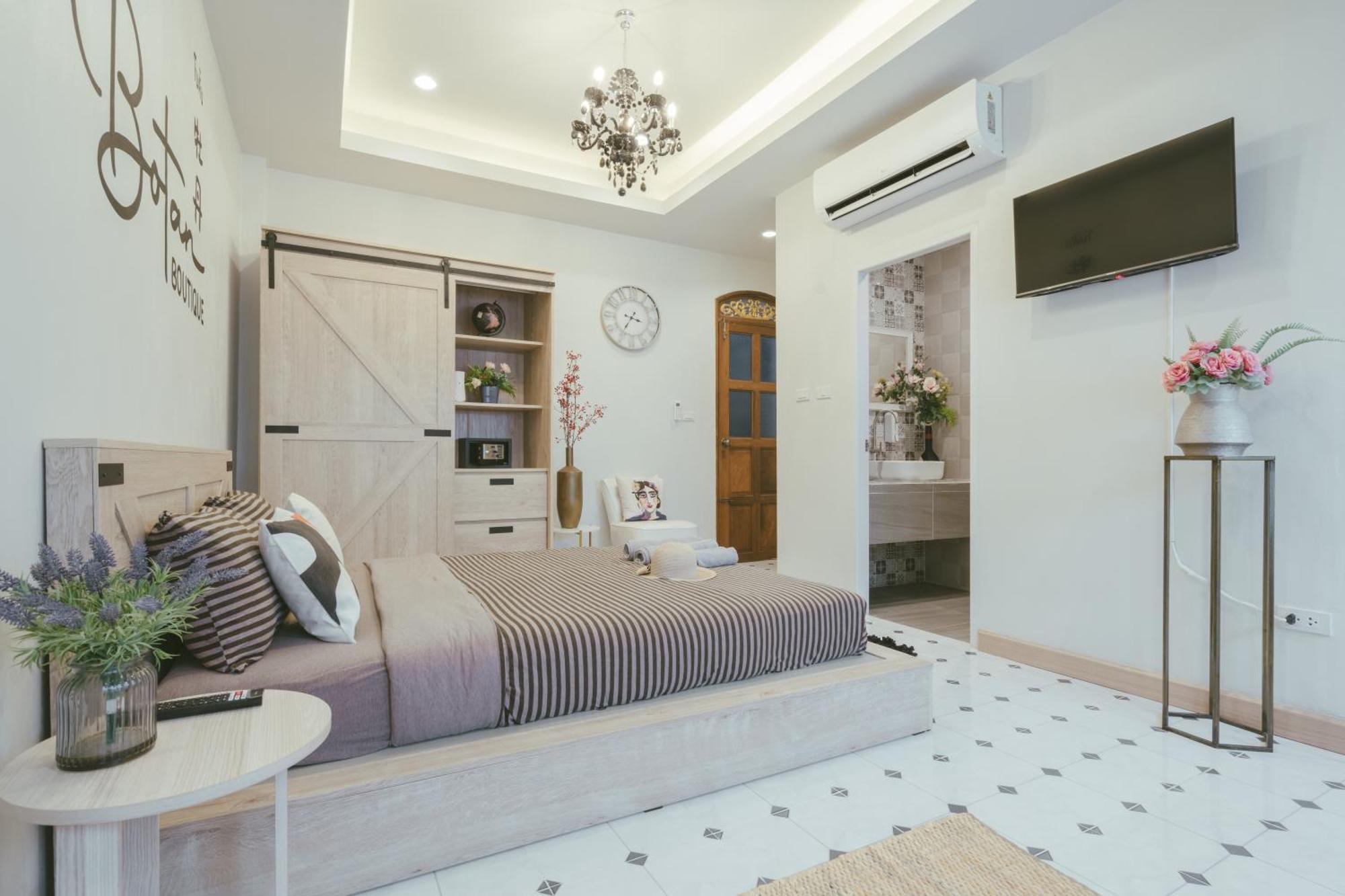 Botan Boutique Hotel Patong Exterior photo