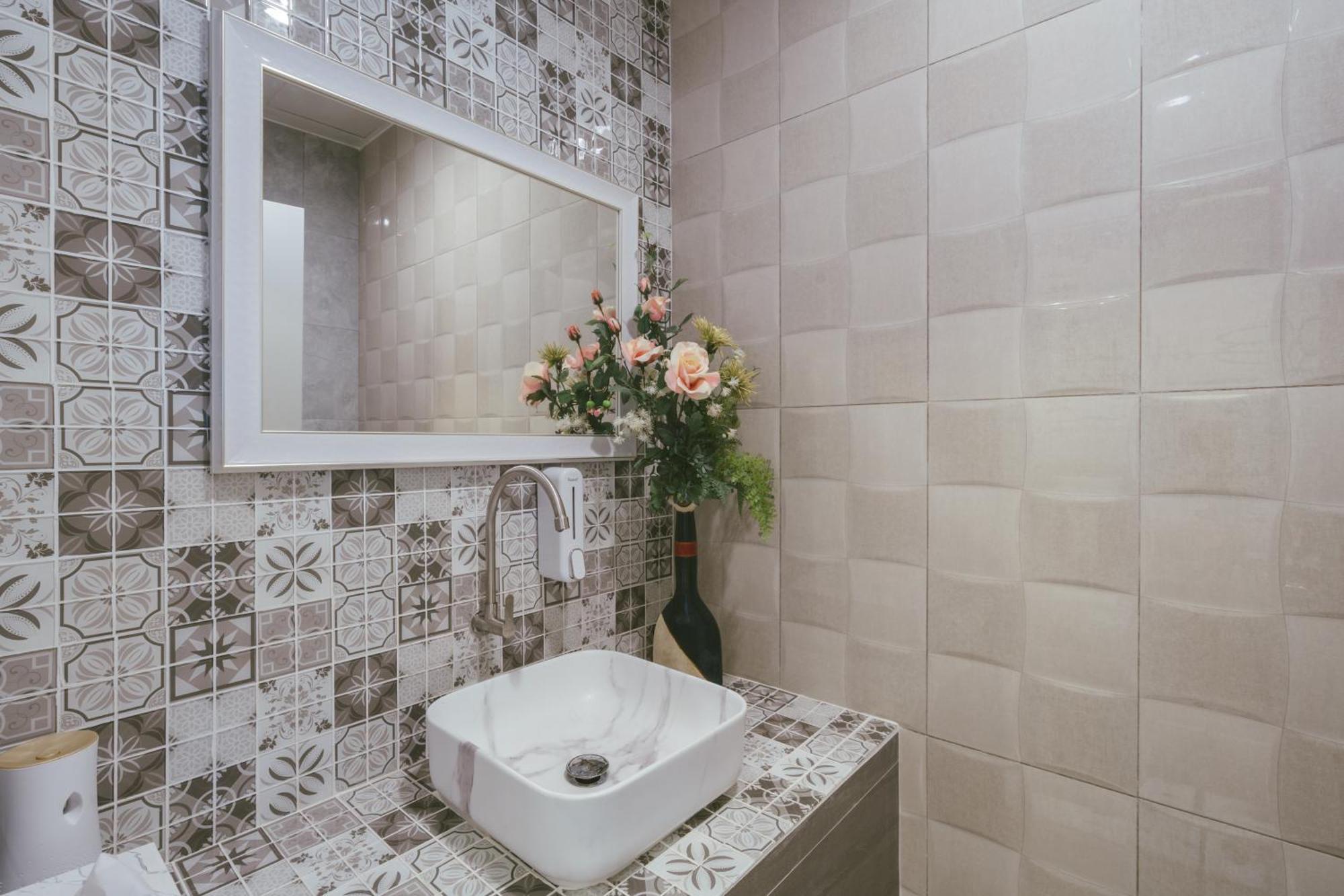 Botan Boutique Hotel Patong Exterior photo